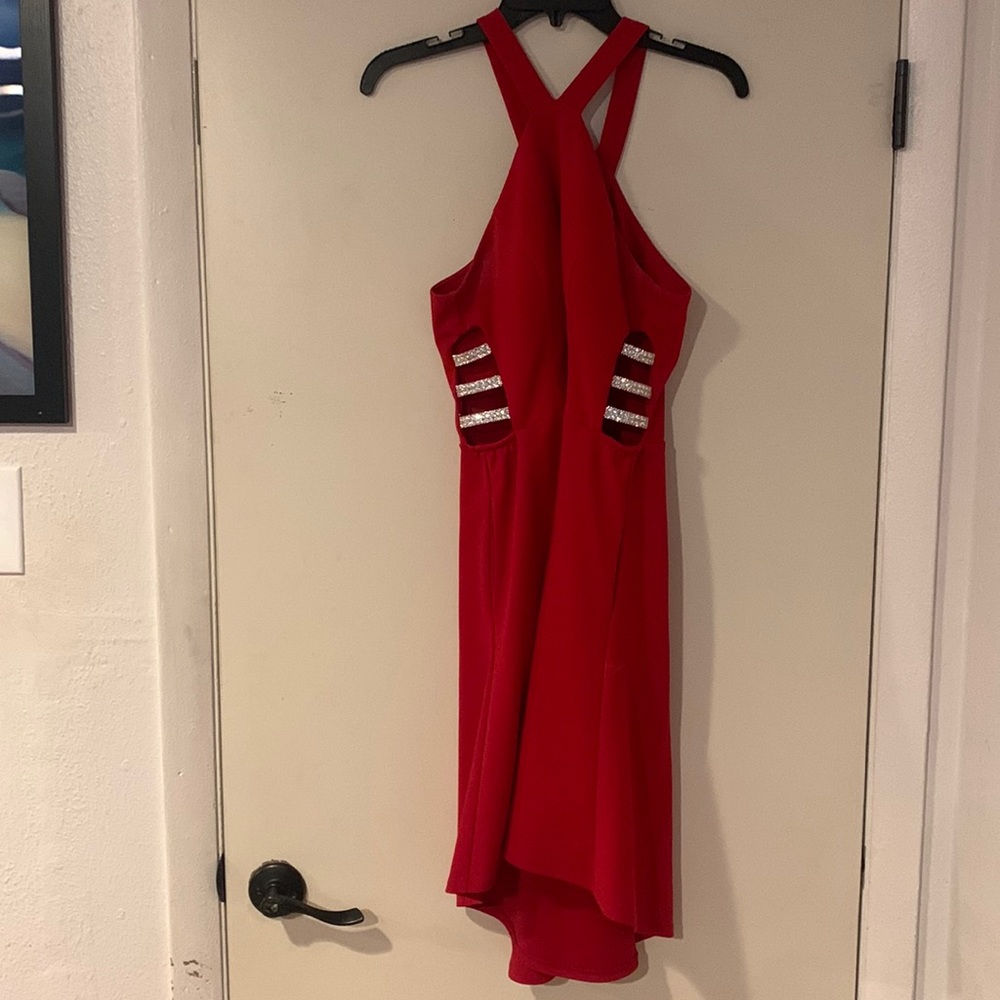 Xtraordinary dress